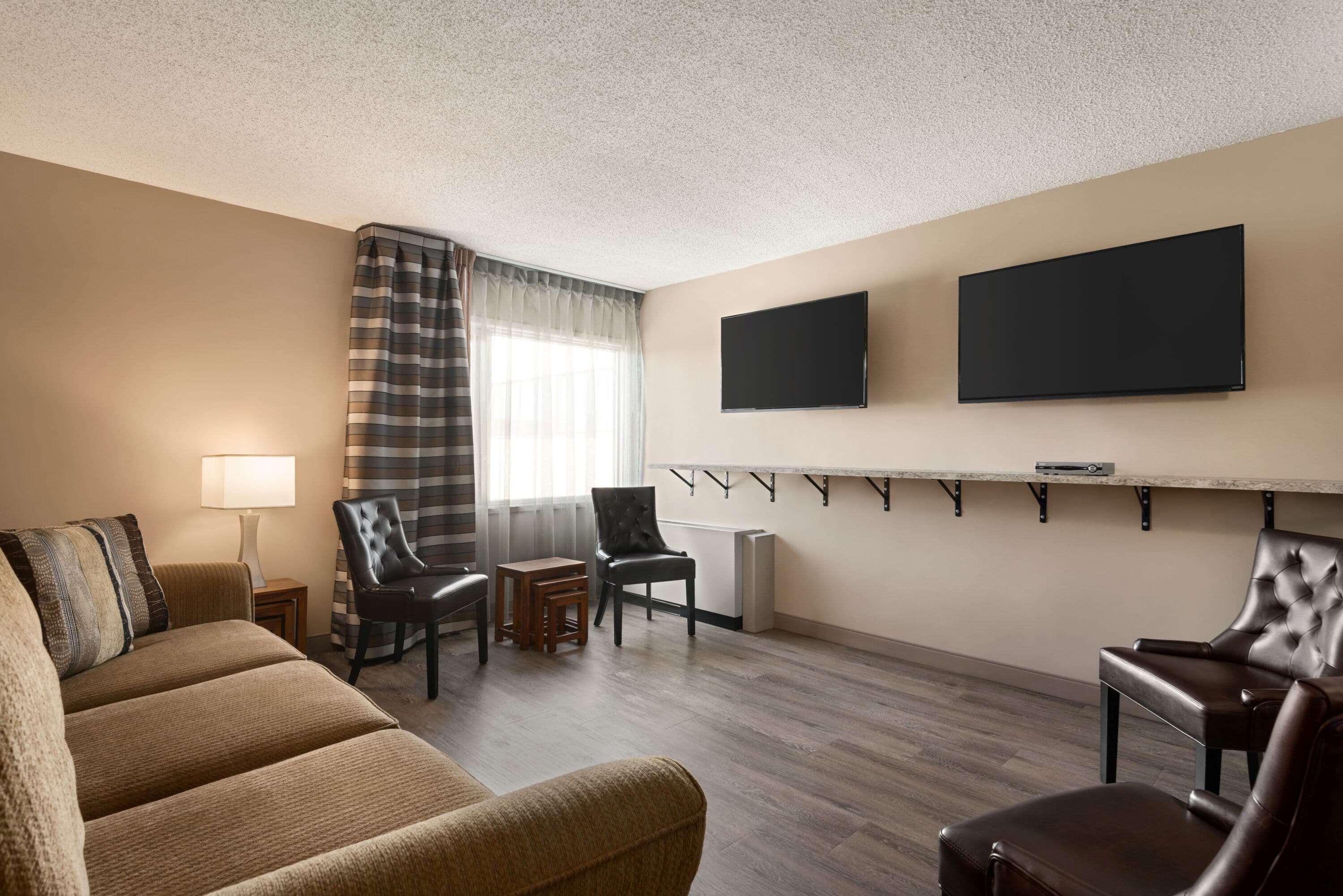 Travelodge Hotel By Wyndham ססקאטון מראה חיצוני תמונה