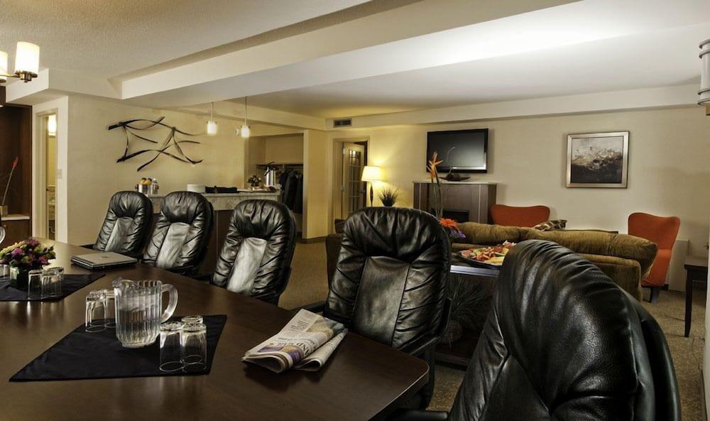 Travelodge Hotel By Wyndham ססקאטון מראה חיצוני תמונה
