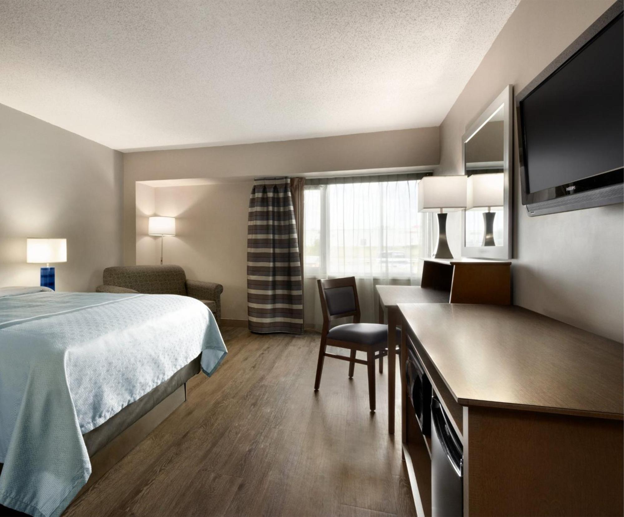 Travelodge Hotel By Wyndham ססקאטון מראה חיצוני תמונה
